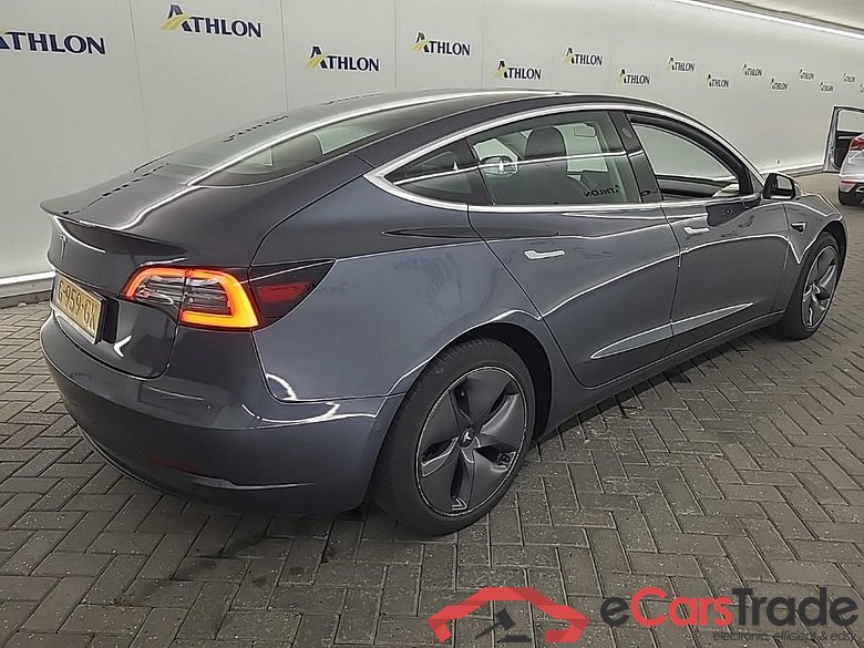 Tesla Model 3 Standard Range Plus RWD 4D 211kW #3