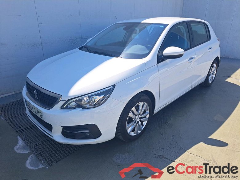 PEUGEOT 308 / 2017 / 5P / berlina con portón 5p Active Pack PureTech 110 S&S (AC)
