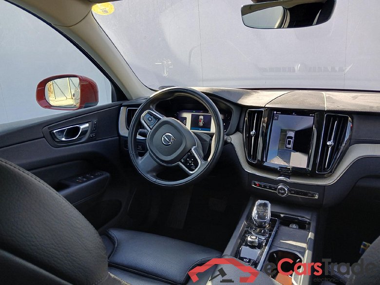 VOLVO XC60 / 2017 / 5P / todoterreno 2.0 B4 D AWD Inscription Auto #3