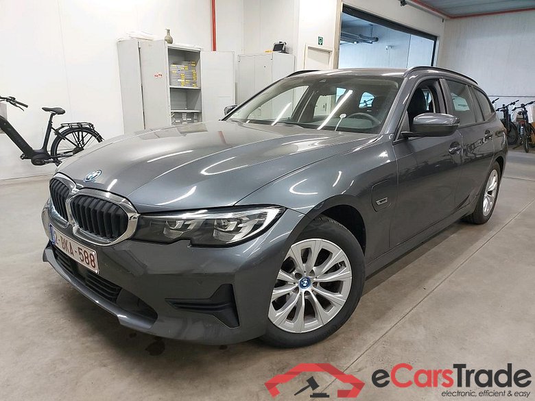 BMW - BMW 3 TOURING 320e 204PK Business Edition With Vernasca Heated Sport Seats & Driving Assistant Pack & Active Cruise Control  * HYBRID *