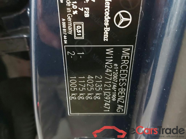 MERCEDES - MER GLA 200 d 150PK DCT Business Solution & LED & Towing Hook With ESP #6