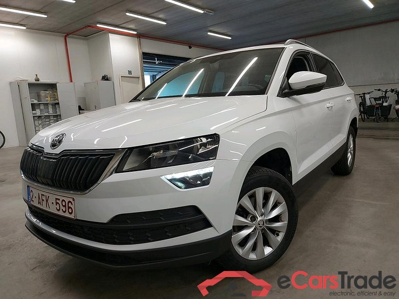 SKODA - SKO KAROQ CRTDI 115PK Ambition Pack Safety & GPS & Heated Seats & PDC Front & Rear & Camera #1