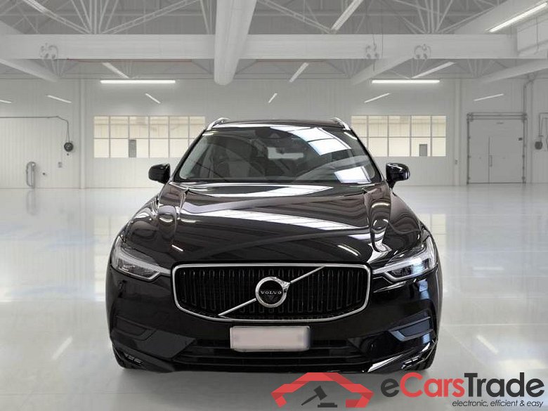 VOLVO XC60 / 2017 / 5P / SUV D4 GEARTR. MOMENTUM PRO #6