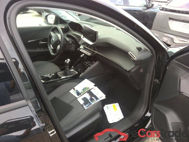 Peugeot 208 Allure 1.2L 100hp S&S (BVM6) #3