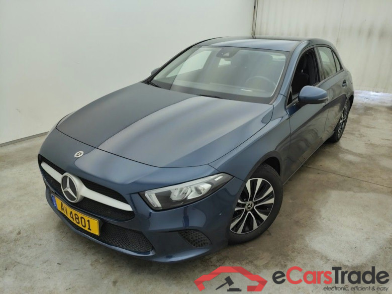 MERCEDES CLASSE A DIESEL (W177) A 180 d 116 Business Solution 5d Auto #1