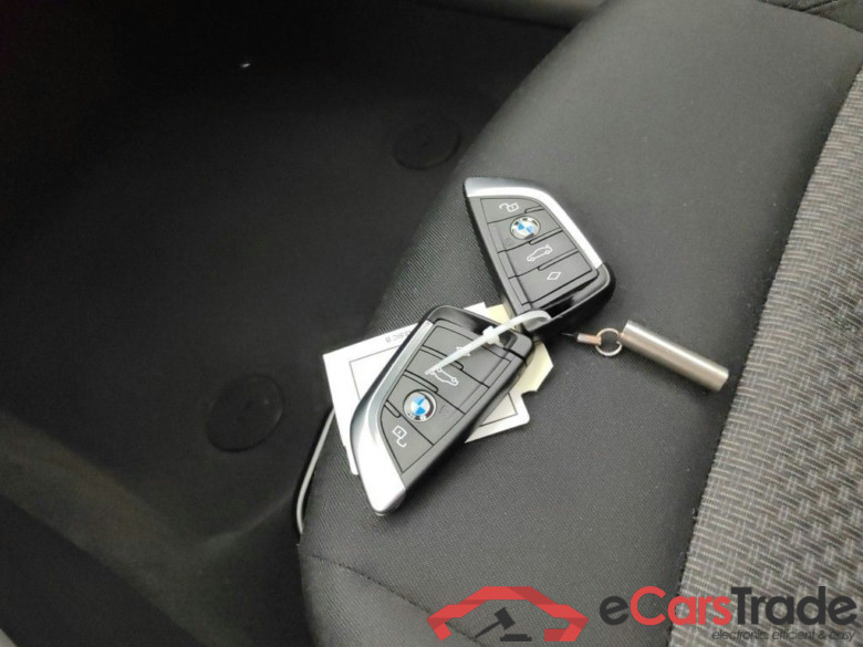 BMW 1 Reeks Hatch 116iA (80 kW) 5d #4