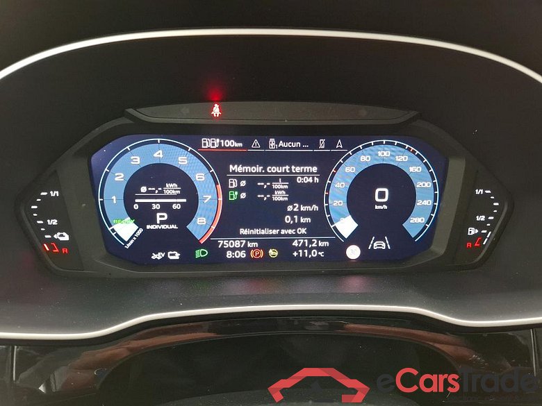 AUDI Q3 / 2018 / 5P / SUV 45 TFSI E 245 S TRONIC BUSINESS LINE #6
