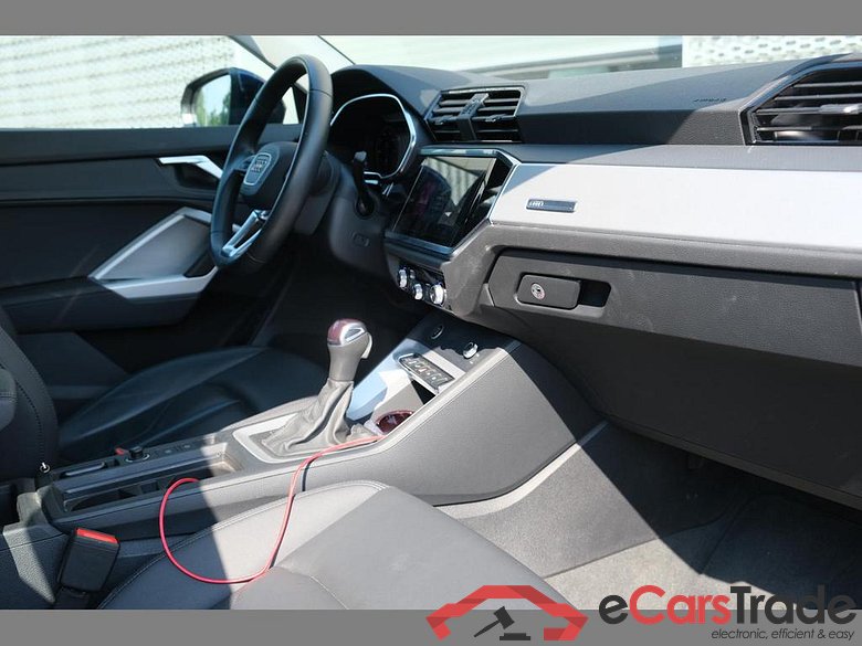 AUDI Q3 PHEV 45 TFSIe Attraction S tron.(180 kW) #6