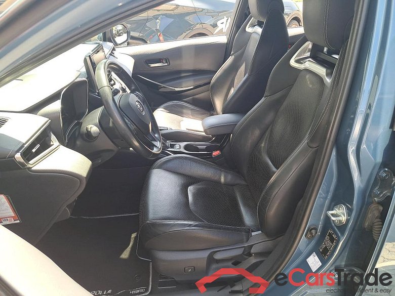 TOYOTA COROLLA TOURING SPORTS 1.8 HYBRID PREMIUM E-CVT #5