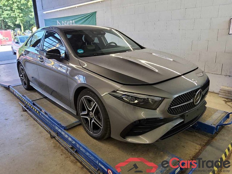 Mercedes-Benz A Limousine (BM 177)(08.2018->) DE - Lim4 A 200 EU6d, AMG Line, (Facelift) 2022 - 2024 #2