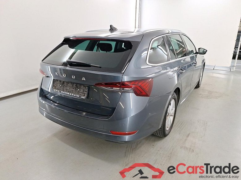 SKODA OCTAVIA COMBI 1.0 TSI 81KW CLEVER #4