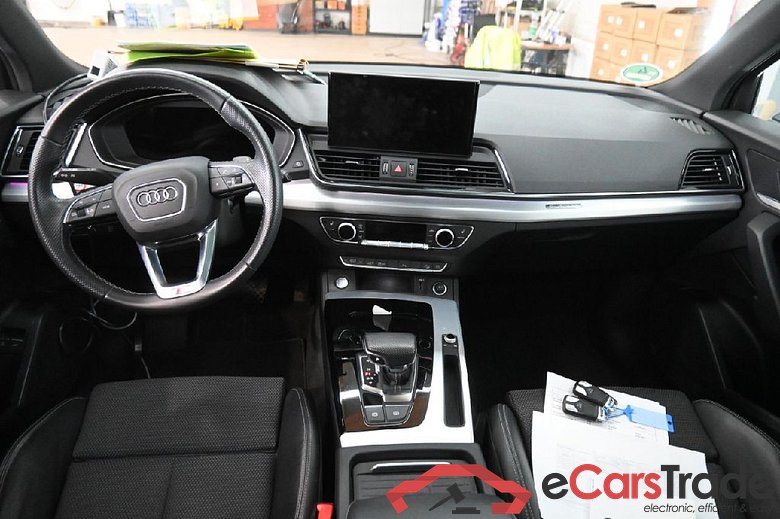 AUDI Q5 Sportback 50 TFSIe Sportback quattro S tronic S line 5d 195kW #3