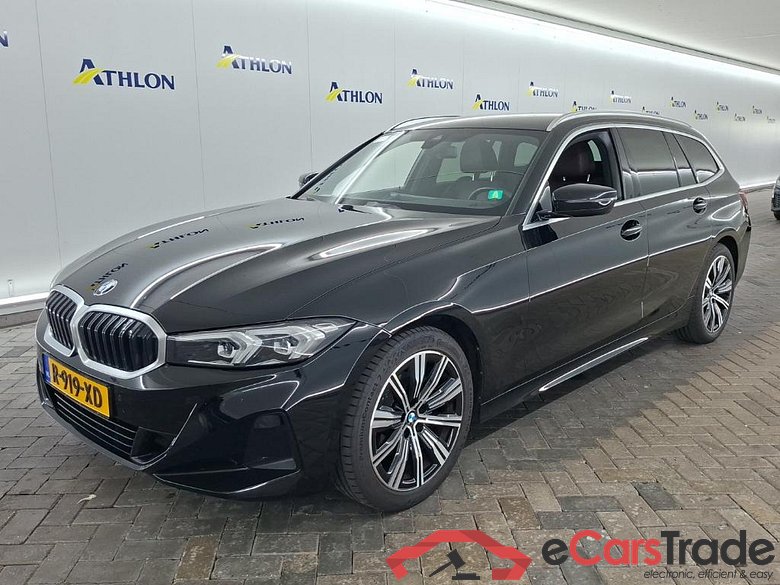 BMW 3-serie Touring 318iA 5D 115kW #1