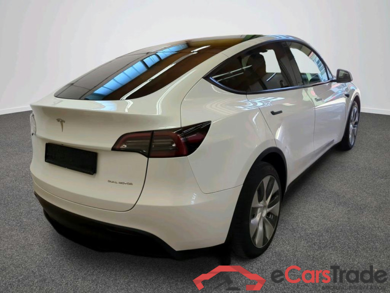 TESLA Model Y Long Range Dual Motor AWD 5d 378kW #2