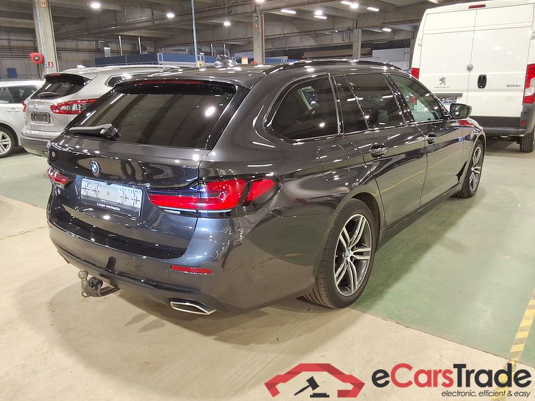 BMW 5 SERIES TOURING 2.0 520E TOURING AUTO #4