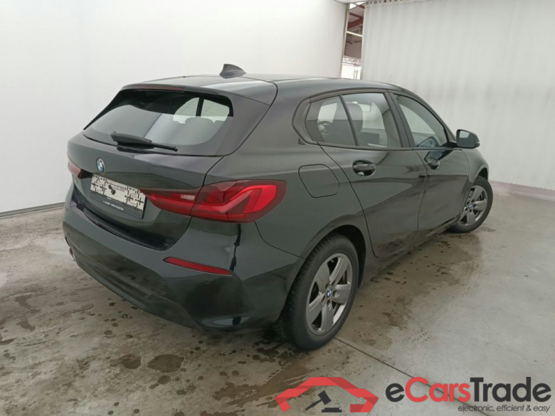 BMW 1 Reeks Hatch 118iA (100 kW) 5d #2