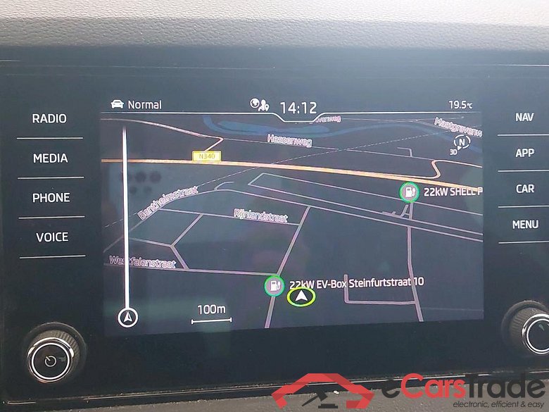 SKODA Karoq 110 kW #2