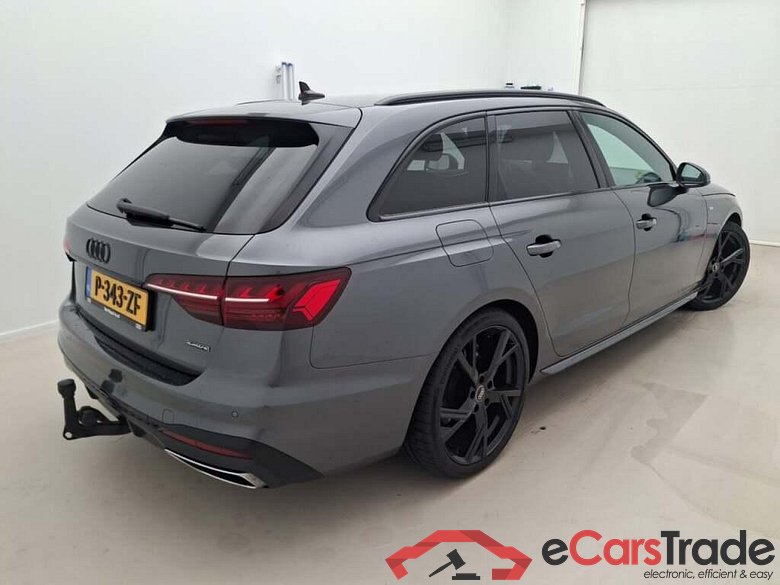 AUDI A4 Avant 40 TFSI quattro S Ed. S-Tronic #2