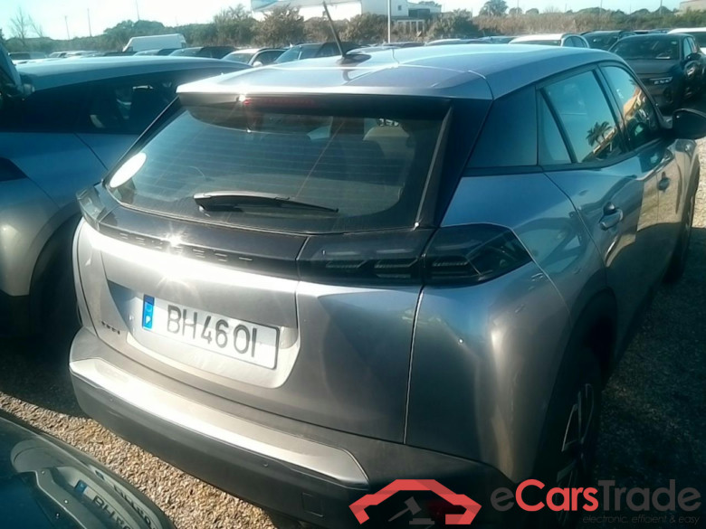 Peugeot 2008 1.2 Puretech LED Navi Klima PDC ... #2
