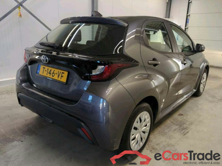 TOYOTA Yaris 1.5 VVT-i Active #2