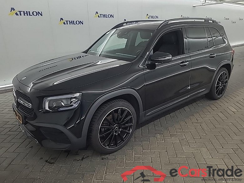 MERCEDES-BENZ GLB-Klasse GLB 200 DCT AMG Line 5D 120kW