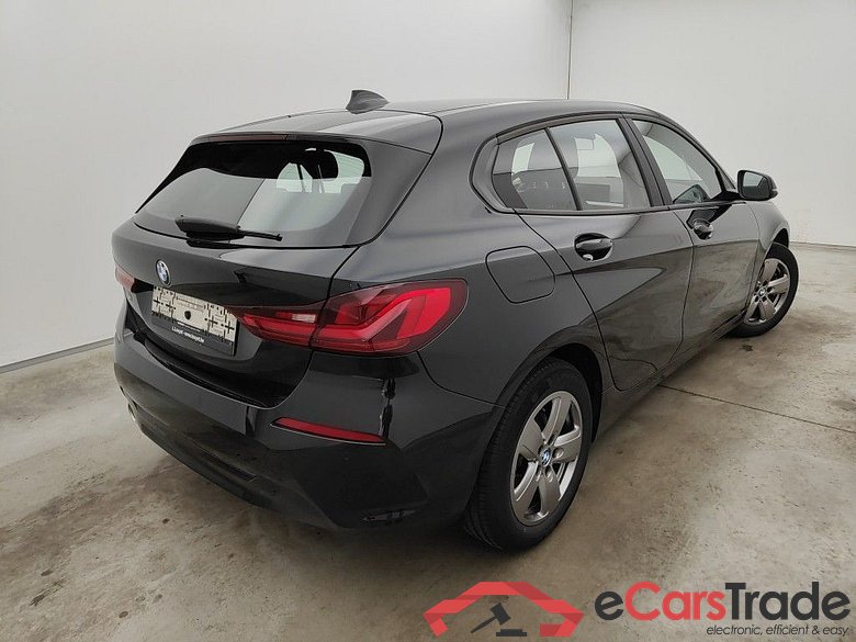 BMW 1 Reeks Hatch 118iA (100 kW) 5d #2