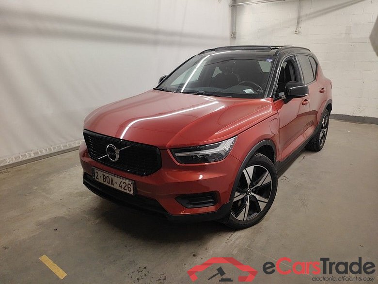 Volvo XC40 T4 Recharge Geartronic R-Design 5d #1
