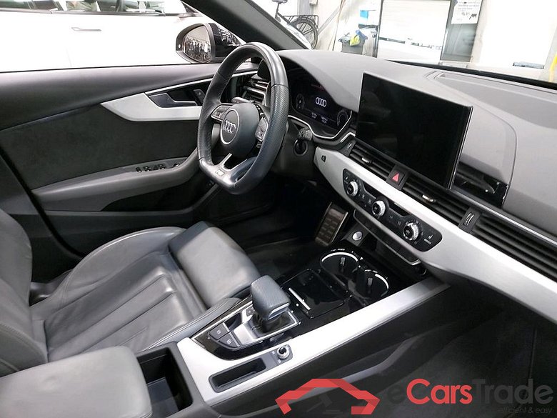 AUDI - AUD A4 AVANT 30 TDi 136PK S-Tronic S line Business Edition Pack Platinum & S Line Interior With Heated Nappa Leather & Matrix LED & Trailer Towing Hook & Rear Camera #3