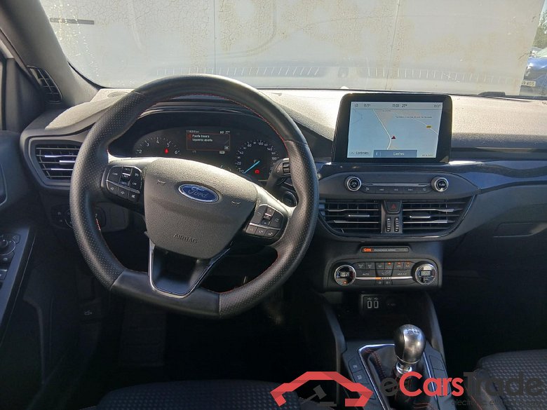 FORD Focus / 2018 / 5P / berlina con portón 1.0 Ecoboost MHEV 92kW ST-Line #3