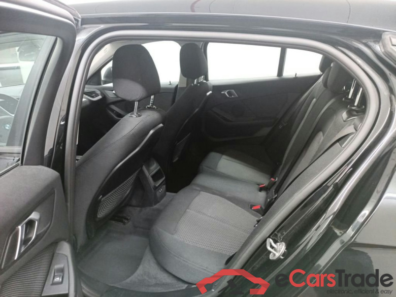 BMW 1 Reeks Hatch 116i (80 kW) 5d #3