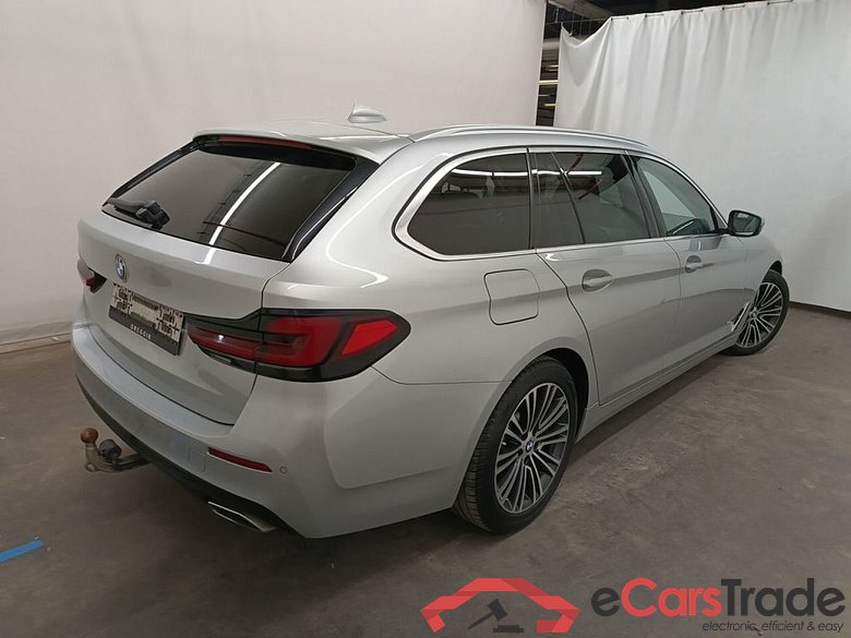 BMW 5 Reeks Touring 520d Aut. (120 kW) 5d #2