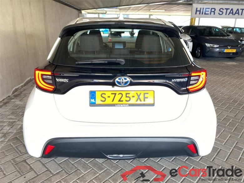 TOYOTA YARIS 1.5 Hybrid Dynamic #3
