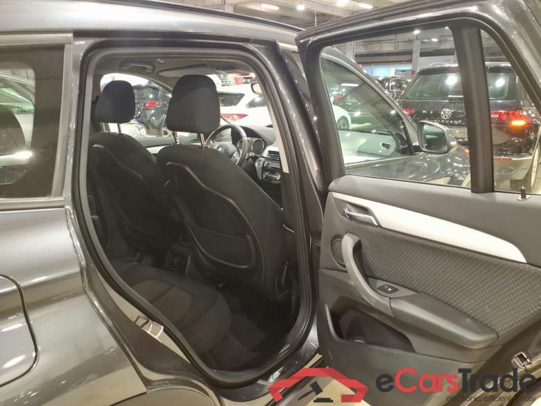 BMW X1 - 2019 1.5iA sDrive18 OPF #5