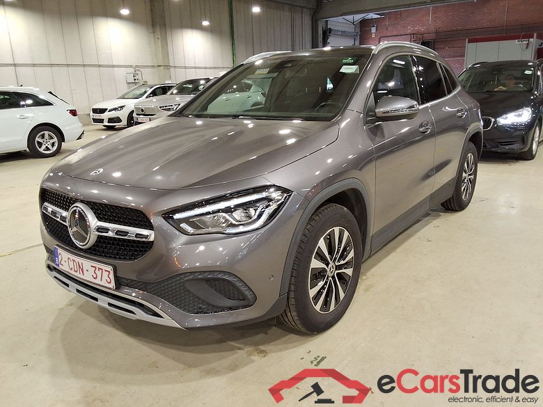 MERCEDES-BENZ GLA 1.3 GLA 250 E DCT BUSINESS SOLUTION