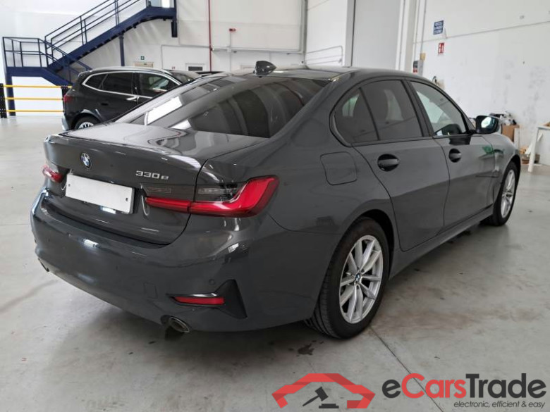 BMW SERIE 3 / 2018 / 4P / BERLINA 330E BUSINESS ADVANTAGE AUT. #2
