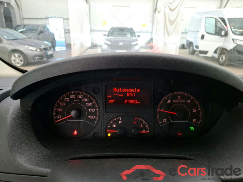 PEUGEOT Boxer / 2014 / 4P / Fourgon tôlé BlueHDi S&S 120 PREMIUM 330 L1H2 #6