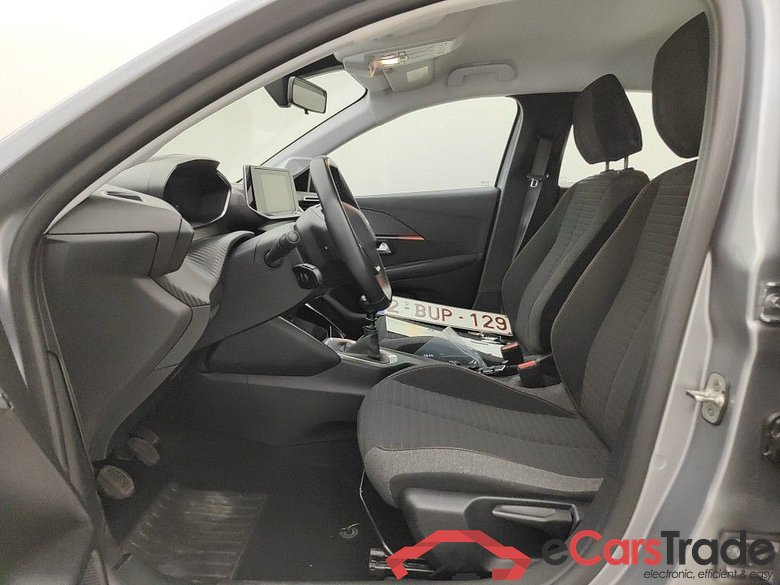 Peugeot 208 1.2 PureTech 100 MAN6 S&S Active Pack 5d #3