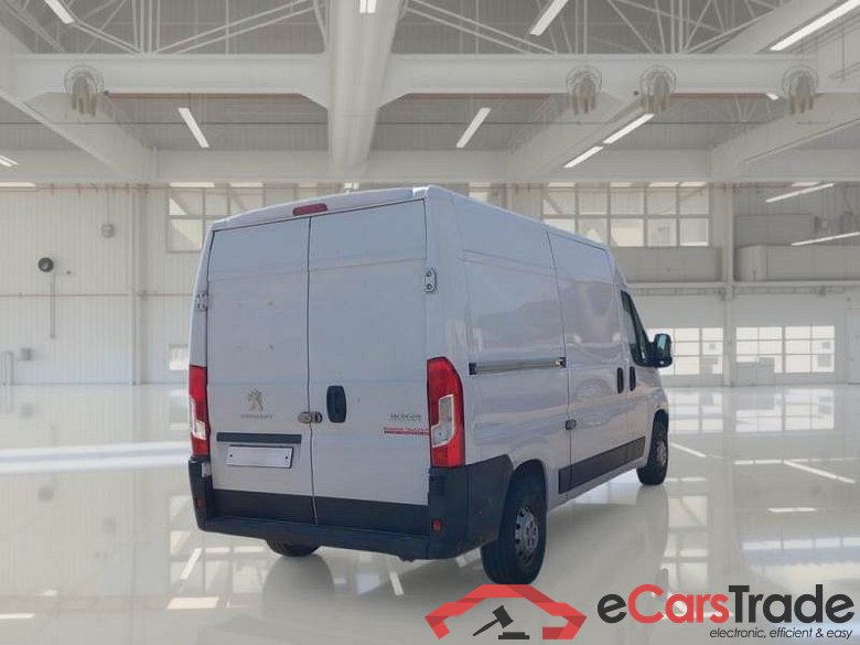 PEUGEOT BOXER / 2014 / 4P / FURGONE 333 L2H2 2.2 BLUEHDI 140CV SeS #2
