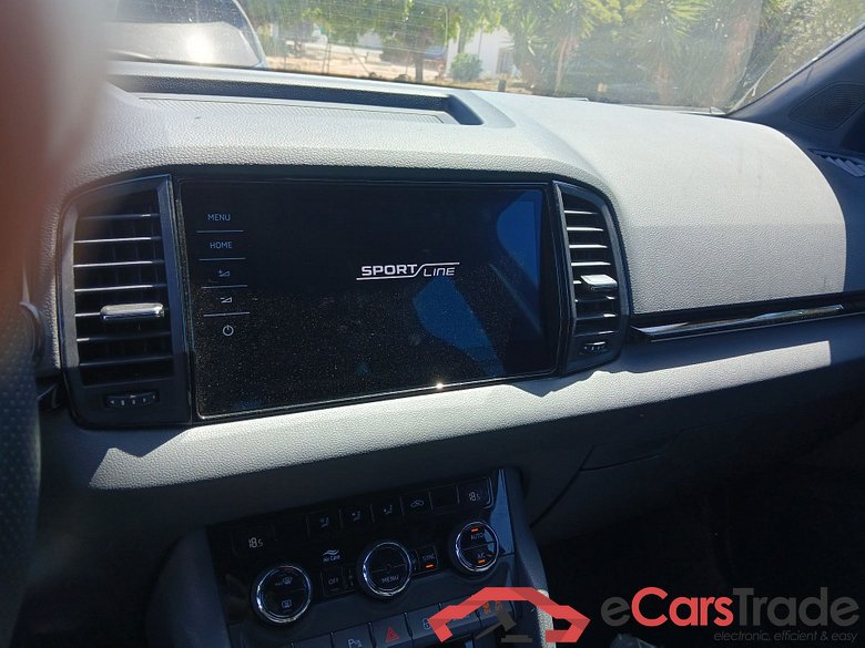 SKODA Karoq 2.0 TDI 110kW 150cv DSG AutomÃ¡tico Sportline #6