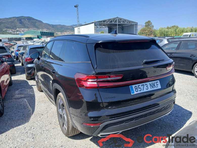 SKODA Kodiaq 1.5 TSI iV 150 kW DSG 6 vel. HÃ­brido Enchufable (5 Sportline(Winterpack) #2