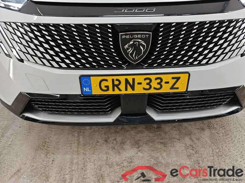 Peugeot e-3008 GT EV 73 kWh 210 5d #5