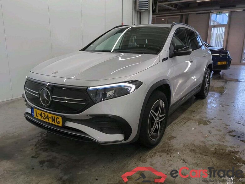 MERCEDES-BENZ EQA 250 Bns Sol. AMG #1