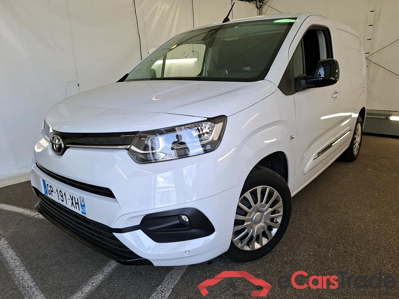 TOYOTA Proace City / 2019 / 4P / Fourgonnette 1.5 Medium 100 D-4D Business