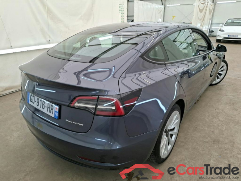TESLA Model 3 / 2018 / 4P / Berline Grande Autonomie Dual Motor AWD #4