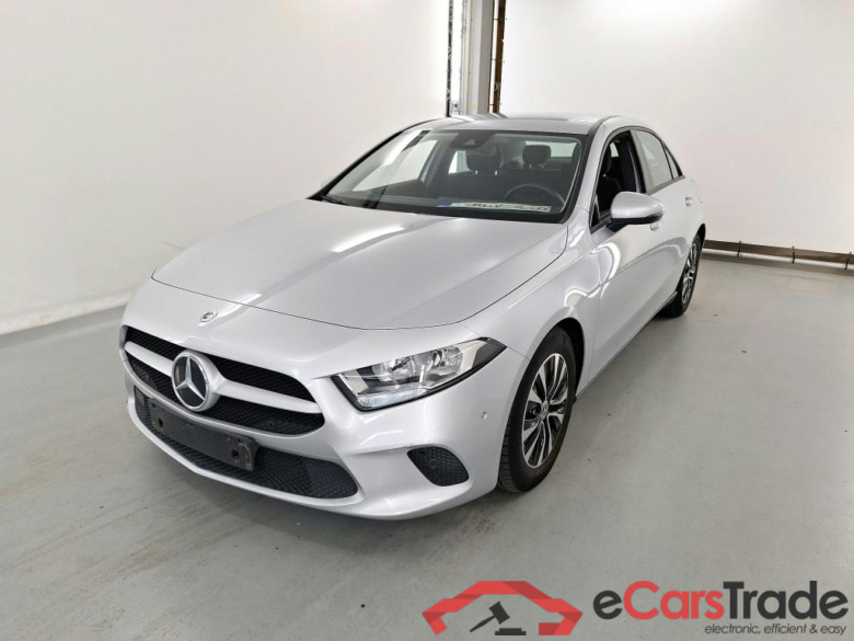 MERCEDES-BENZ A-CLASS 2.0 A 180 D ESSENTIAL LINE DCT #1