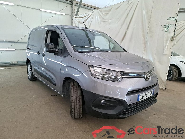TOYOTA Proace City / 2019 / 4P / Fourgonnette 1.5 Medium 130 D-4D Business #4