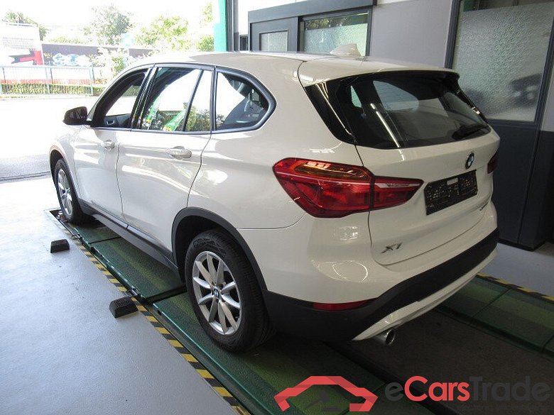 BMW X1 (F48)(2015->) DE - SUV5 sDrive18i EU6d, OPF, (Facelift) 2020 - 2022 #4