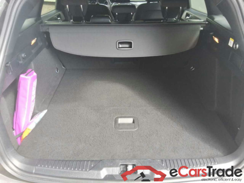 Ford Focus Turnier (CGE)(2018->) DE - Kb5 1.0 EcoBoost EU6d, ST-Line S/S, (Facelift) 2021 - 2023 #4
