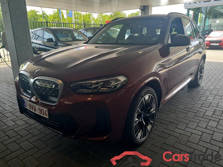 BMW IX3 80KWH AUTO