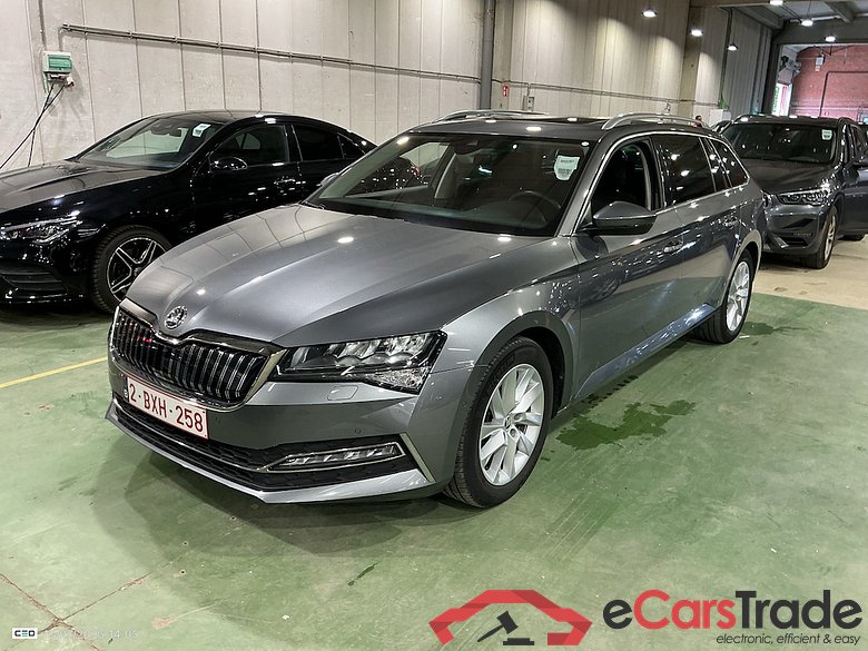 SKODA SUPERB COMBI 1.4 TSI PHEV 160KW DSG6 CLEVER+